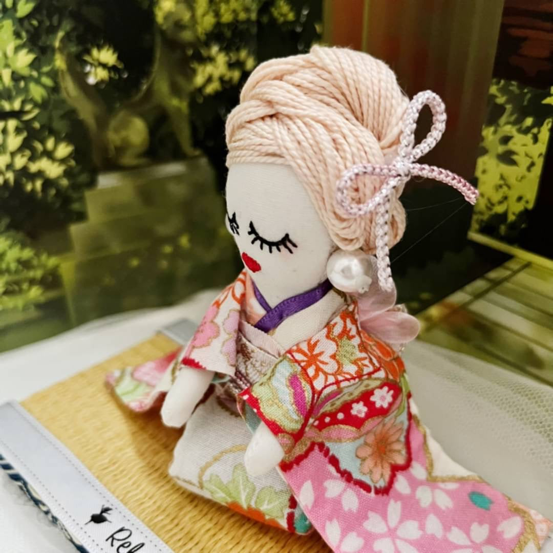 送料無料💗畳セット　正座の振り袖ルルべちゃん
